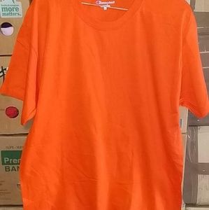 New champion short sleeve t-shirt size XL